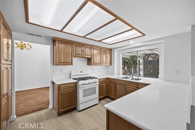 Detail Gallery Image 15 of 38 For 6792 Galveston Pl, Rancho Cucamonga,  CA 91701 - 4 Beds | 2/1 Baths