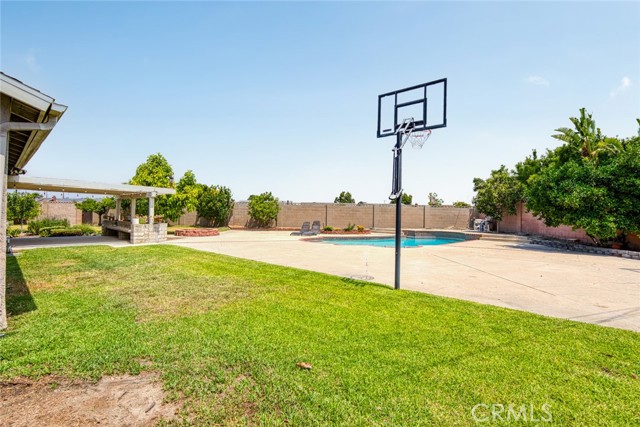 Image 16 of 27 For 7751 La Mesa Way