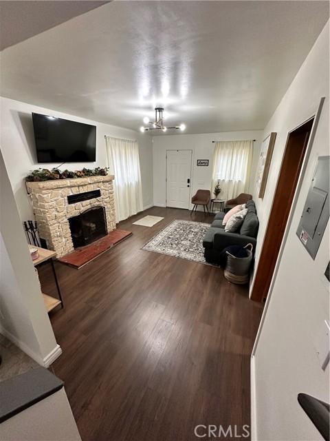32064 Hunsaker Way, Running Springs CA: https://media.crmls.org/medias/4b4d9227-dcfc-447d-b99e-4febd12e4940.jpg