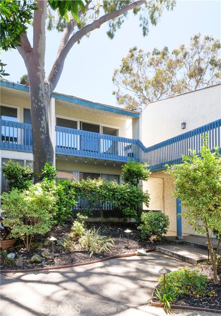 822 Camino Real, Redondo Beach CA: https://media.crmls.org/medias/4b4e1915-399a-42c3-9d3a-e746b68e5e22.jpg