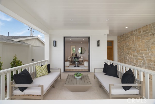 1212 Magnolia Avenue, Manhattan Beach, California 90266, 5 Bedrooms Bedrooms, 0 ,5 BathroomsBathrooms,Residential,For Sale,Magnolia,0,SB26127683