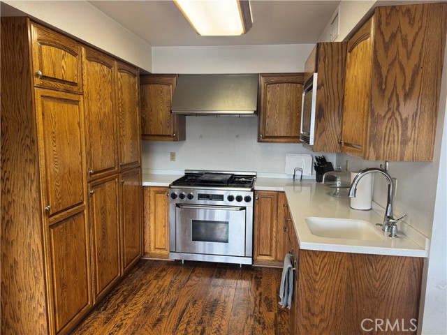 Detail Gallery Image 6 of 17 For 26650 Silverleaf Ln, Hemet,  CA 92544 - 4 Beds | 3 Baths