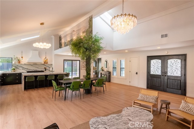 Front Image Thumbnail for CRWS26053934