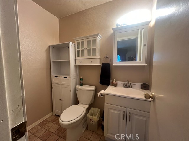 Detail Gallery Image 16 of 18 For 23737 Lakeview Dr, Crestline,  CA 92325 - 2 Beds | 1/1 Baths