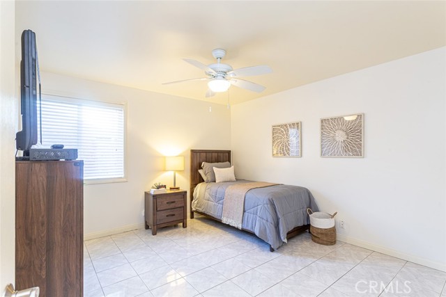 Detail Gallery Image 16 of 32 For 3101 Ruth Elaine Dr, Los Alamitos,  CA 90720 - 4 Beds | 2 Baths