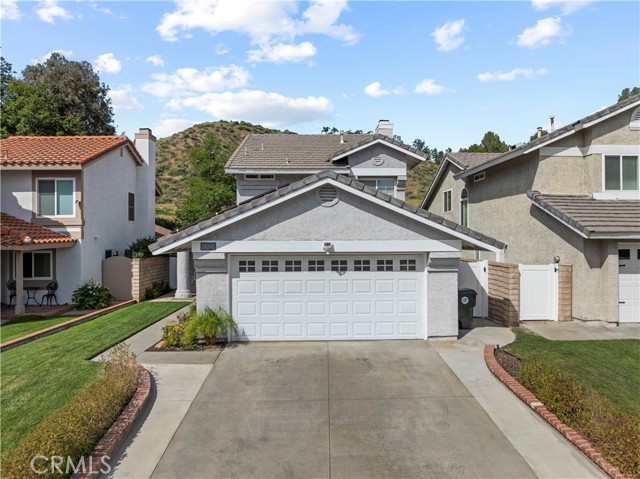Detail Gallery Image 3 of 66 For 28245 Stonington, Saugus,  CA 91350 - 4 Beds | 3 Baths