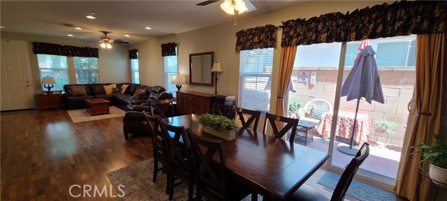 Detail Gallery Image 14 of 54 For 15723 Parkhouse Dr #59,  Fontana,  CA 92336 - 4 Beds | 2/1 Baths