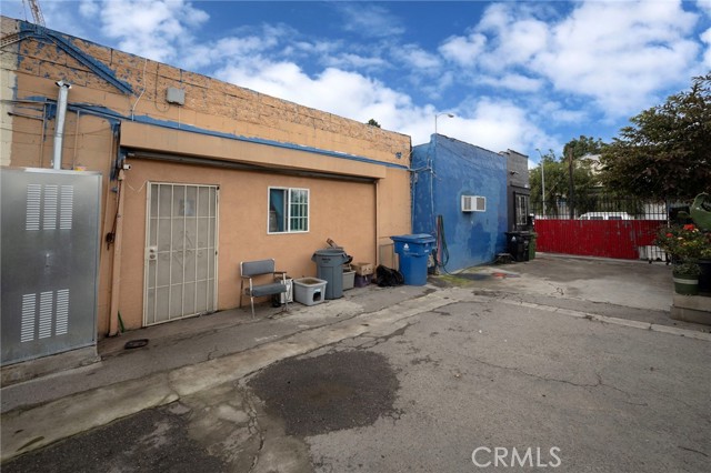 8310 S Broadway, Los Angeles, California 90003, ,Commercial Sale,For Sale,8310 S Broadway,CRDW24057245