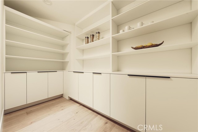 4195 Alonzo Avenue, Encino CA: https://media.crmls.org/medias/4b51adec-a529-4332-abf8-5dbed2434492.jpg
