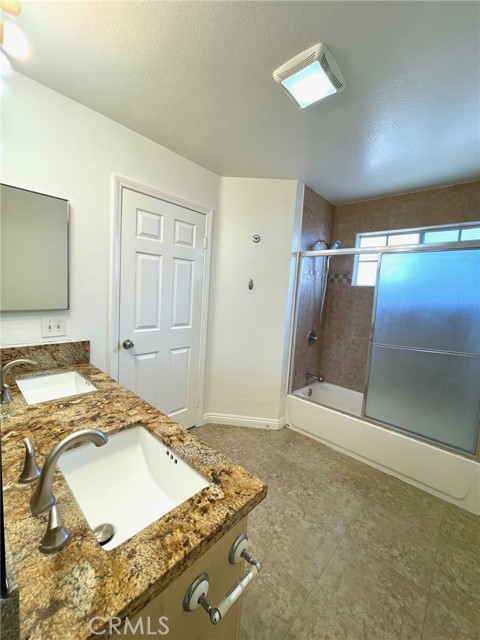 Detail Gallery Image 28 of 40 For 14506 S Berendo Ave #C,  Gardena,  CA 90247 - 3 Beds | 2/1 Baths