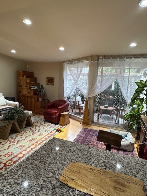 Detail Gallery Image 2 of 35 For 2400 Altisma Way #B,  Carlsbad,  CA 92009 - 2 Beds | 2 Baths