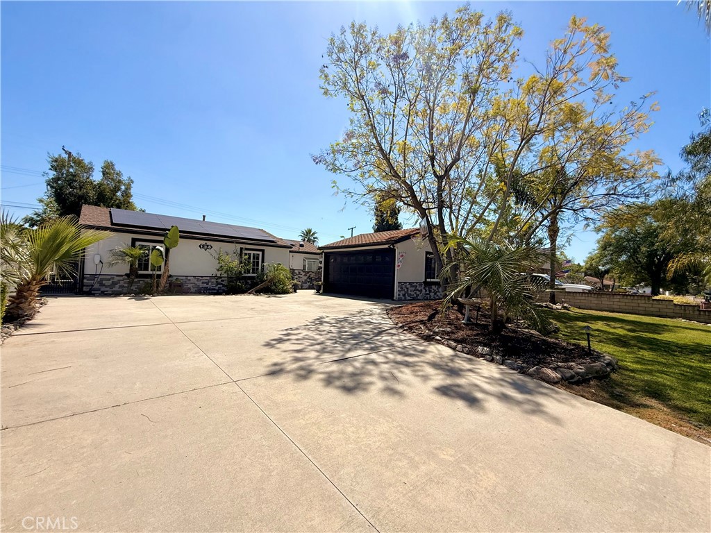 134 S Treanor Avenue