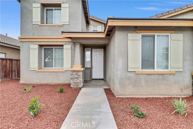 Detail Gallery Image 3 of 39 For 9058 Chimney Rock Ave, Hesperia,  CA 92344 - 4 Beds | 3/1 Baths