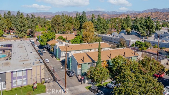 Detail Gallery Image 32 of 34 For 11107 Arminta St #2,  Sun Valley,  CA 91352 - 2 Beds | 2 Baths