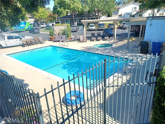 Detail Gallery Image 39 of 41 For 195 Gazania Ct #34,  Thousand Oaks,  CA 91362 - 1 Beds | 1/1 Baths