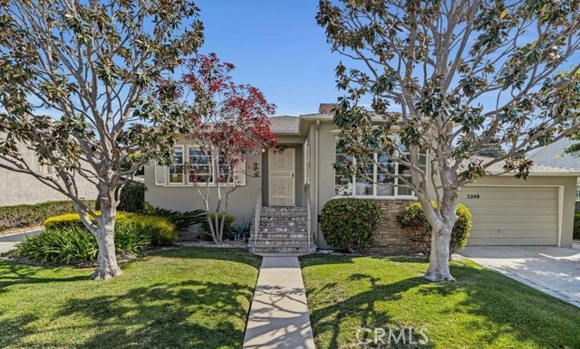 5248 Parkglen Avenue, Los Angeles CA: https://media.crmls.org/medias/4b54b46e-2df2-44fe-9104-e40f4dd18cb5.jpg