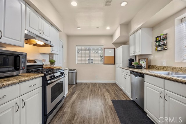 Detail Gallery Image 17 of 32 For 1229 Central Ave, Fullerton,  CA 92831 - 2 Beds | 1 Baths