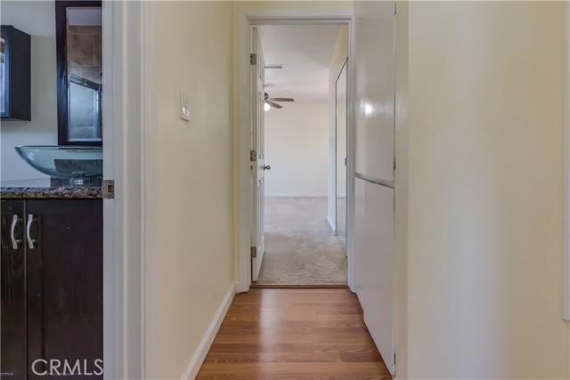 633 Elaine Avenue, Oceanside CA: https://media.crmls.org/medias/4b55951c-ee5e-4c90-954c-057f87e9f3d9.jpg