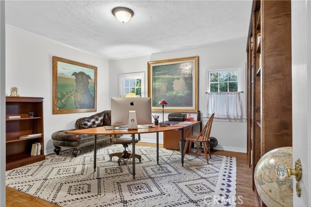 Detail Gallery Image 19 of 54 For 115 Annandale Rd, Pasadena,  CA 91105 - 4 Beds | 3 Baths