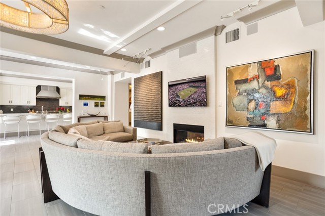200 S Orange Grove Boulevard, Pasadena CA: https://media.crmls.org/medias/4b5653ab-6713-4702-9f6e-b339718ba6fc.jpg