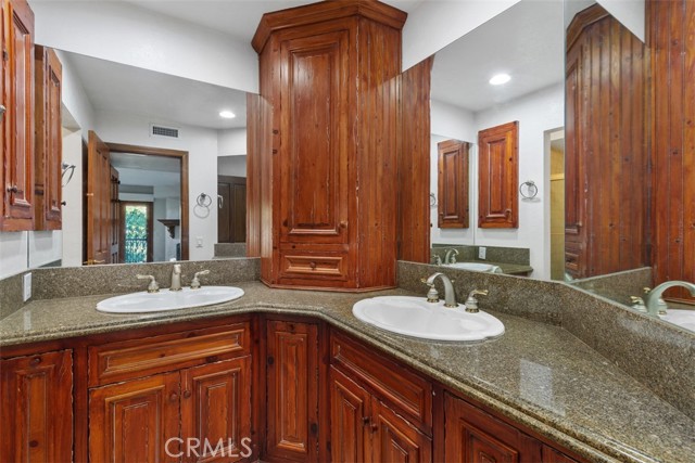 Detail Gallery Image 25 of 39 For 38285 Oaktree, Murrieta,  CA 92562 - 2 Beds | 2/1 Baths