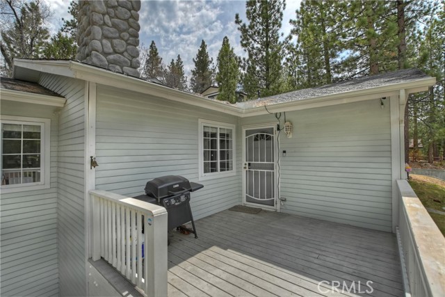 Detail Gallery Image 8 of 50 For 42377 Paramount Rd, Big Bear Lake,  CA 92315 - 4 Beds | 2 Baths