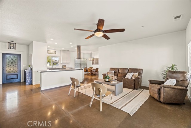 Detail Gallery Image 11 of 48 For 4209 Caballo Way, Chico,  CA 95973 - 3 Beds | 2/1 Baths
