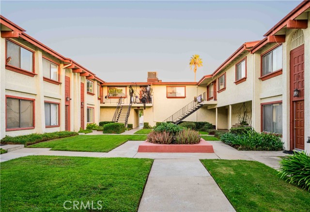 Detail Gallery Image 3 of 11 For 738 S Chapel Ave #13,  Alhambra,  CA 91801 - 2 Beds | 1 Baths