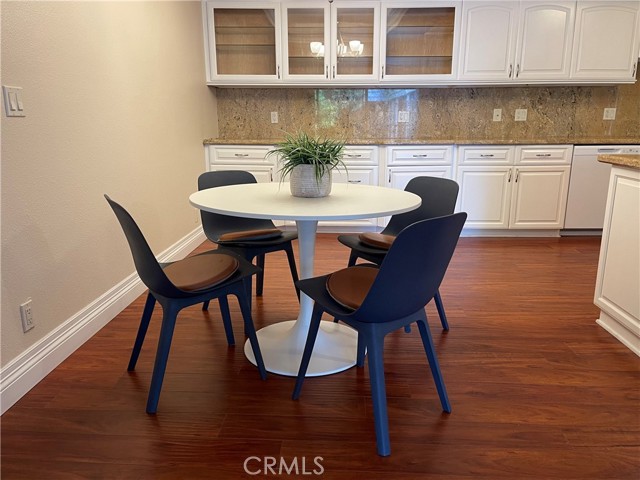 Detail Gallery Image 7 of 17 For 101 Scholz #35,  Newport Beach,  CA 92663 - 2 Beds | 2 Baths