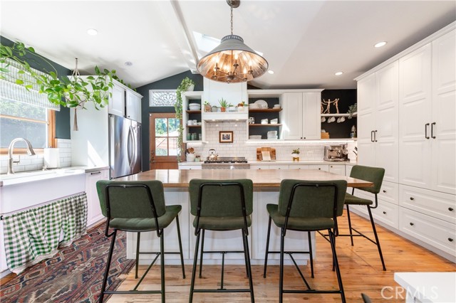 Detail Gallery Image 12 of 44 For 4437 Farmdale, Studio City,  CA 91602 - 3 Beds | 3 Baths