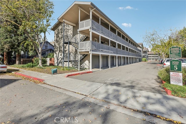 3843 Vineyard Avenue # 15B, Pleasanton, California 94566, 1 Bedroom Bedrooms, ,1 BathroomBathrooms,Residential,For Sale,3843 Vineyard Avenue # 15B,CROC24238145