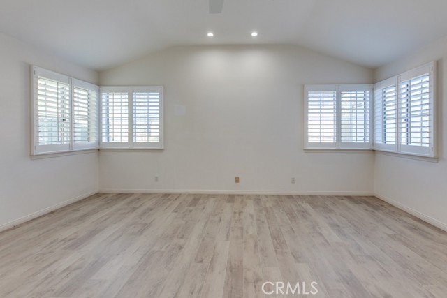 645 Longfellow Avenue, Hermosa Beach CA: https://media.crmls.org/medias/4b5a67a0-709c-49a2-97d1-8d61c819a1c0.jpg