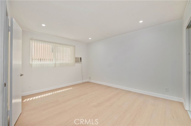 Detail Gallery Image 16 of 25 For 5415 Newcastle Ave #18,  Encino,  CA 91316 - 3 Beds | 2 Baths