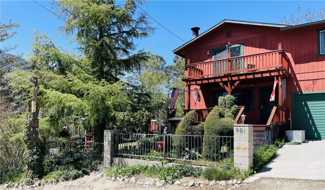 921 Piru Way, Frazier Park CA: https://media.crmls.org/medias/4b5c8695-3179-4a3b-8f5f-c92171a6b5c9.jpg