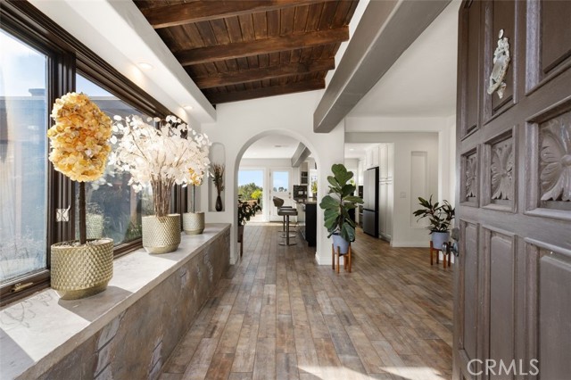 Detail Gallery Image 5 of 67 For 30851 Marilyn Dr, Laguna Beach,  CA 92651 - 3 Beds | 2 Baths