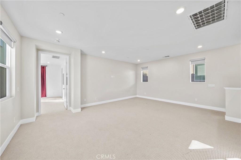 MLS #OC25272647 image #26