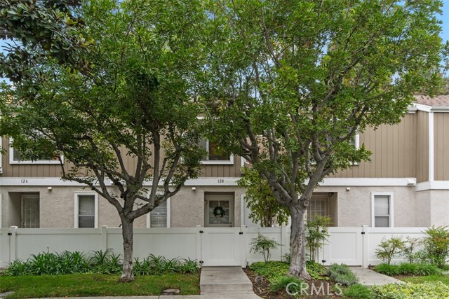 MLS# OC23147547