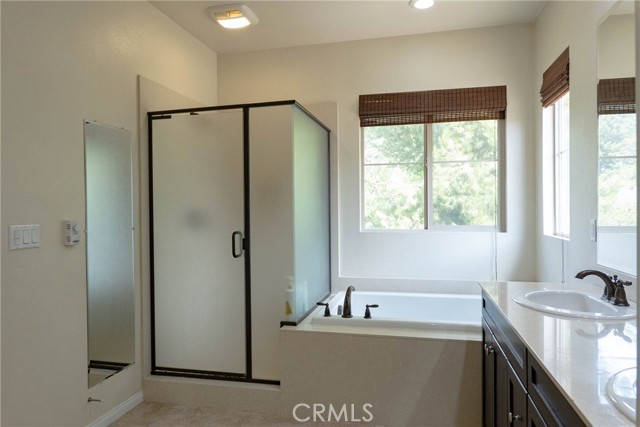 Detail Gallery Image 27 of 44 For 181 Bright Poppy, Irvine,  CA 92618 - 4 Beds | 3 Baths