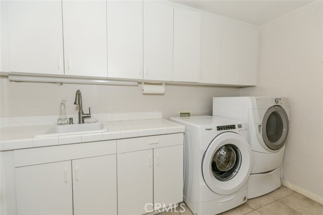 24736 Wooded Vista, West Hills CA: https://media.crmls.org/medias/4b6065fc-8f46-4e6f-b46c-46b39060f220.jpg
