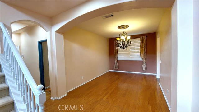 21107 Oakleaf Canyon Drive, Newhall CA: https://media.crmls.org/medias/4b60add9-f3ac-4d38-8398-b471ee9592c2.jpg