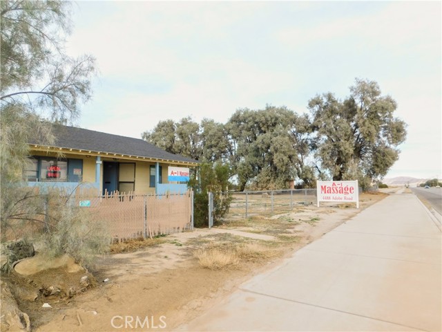 Detail Gallery Image 4 of 17 For 4488 Adobe, Twentynine Palms,  CA 92277 - 0 Beds | 1 Baths