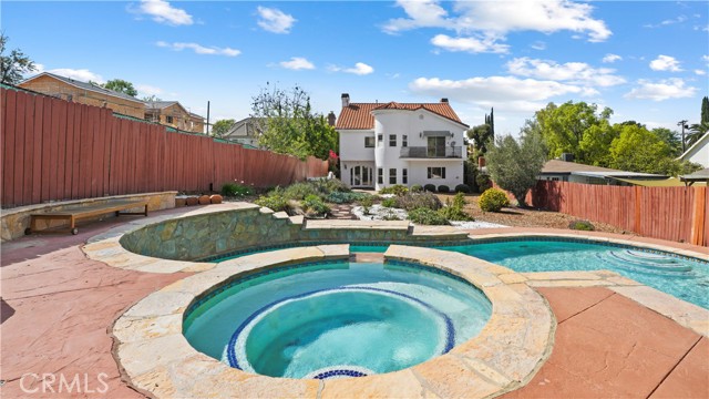 Detail Gallery Image 37 of 50 For 5128 Avenida Hacienda, Tarzana,  CA 91356 - 5 Beds | 4 Baths