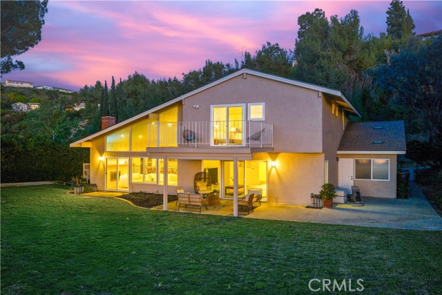 Detail Gallery Image 4 of 75 For 10961 Limetree, North Tustin,  CA 92705 - 4 Beds | 3 Baths