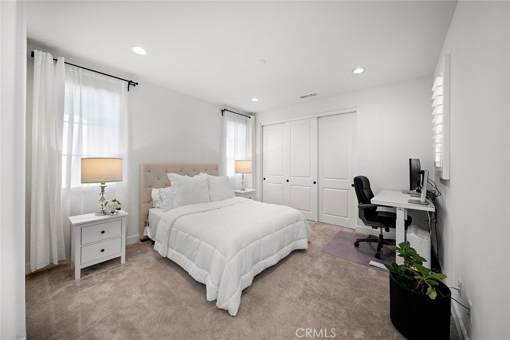 MLS #OC26079558 image #36