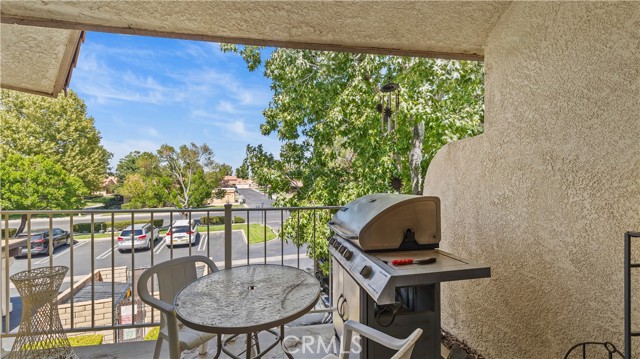 Detail Gallery Image 3 of 18 For 19145 Palo Verde Dr, Apple Valley,  CA 92308 - 2 Beds | 2 Baths