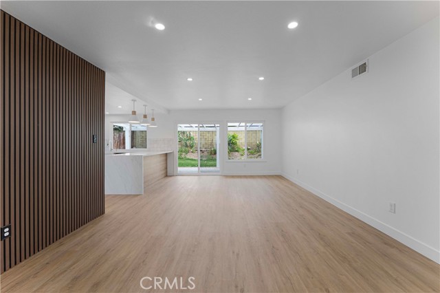 Detail Gallery Image 12 of 36 For 1046 Eclipse Ct, Ontario,  CA 91762 - 4 Beds | 2 Baths