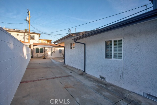 Image 17 of 35 For 1010 Mariposa