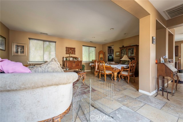 Detail Gallery Image 15 of 35 For 17741 Laurel Grove Rd, Riverside,  CA 92504 - 4 Beds | 3/1 Baths