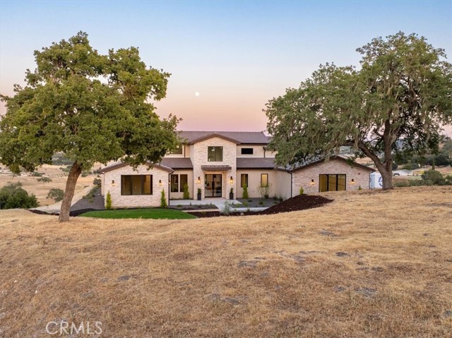 1755 Burnt Rock Way, Templeton CA: https://media.crmls.org/medias/4b64bf08-41e2-4b09-a1d1-dc92346c02d1.jpg