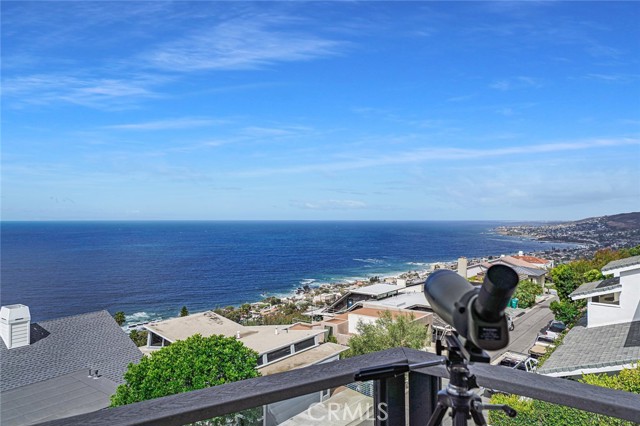 Detail Gallery Image 18 of 42 For 2590 Juanita Way, Laguna Beach,  CA 92651 - 3 Beds | 2/1 Baths